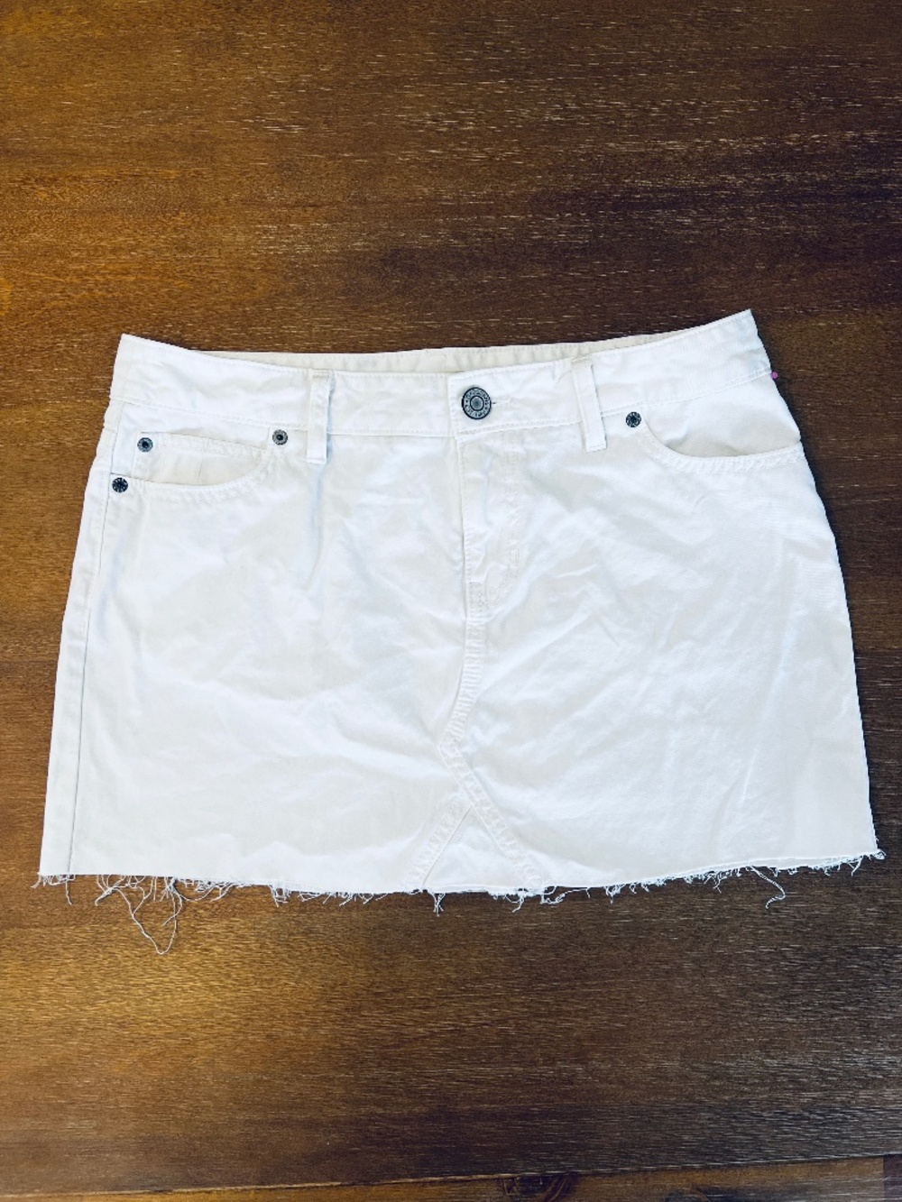 Gap Jeans White Denim Mini Skirt | Size 8 | Vintage Y2K | Raw Hem | 100% Cotton